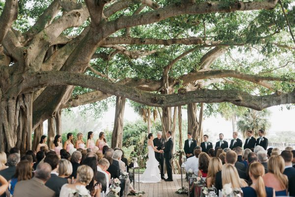 What to Expect From Your Wedding Ceremony